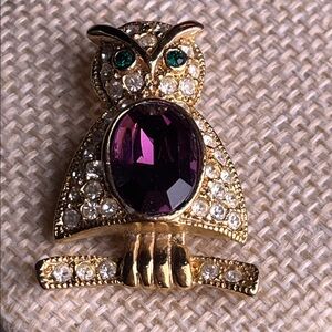 Vintage ROMAN Gold Owl Brooch with Purple Gemstone